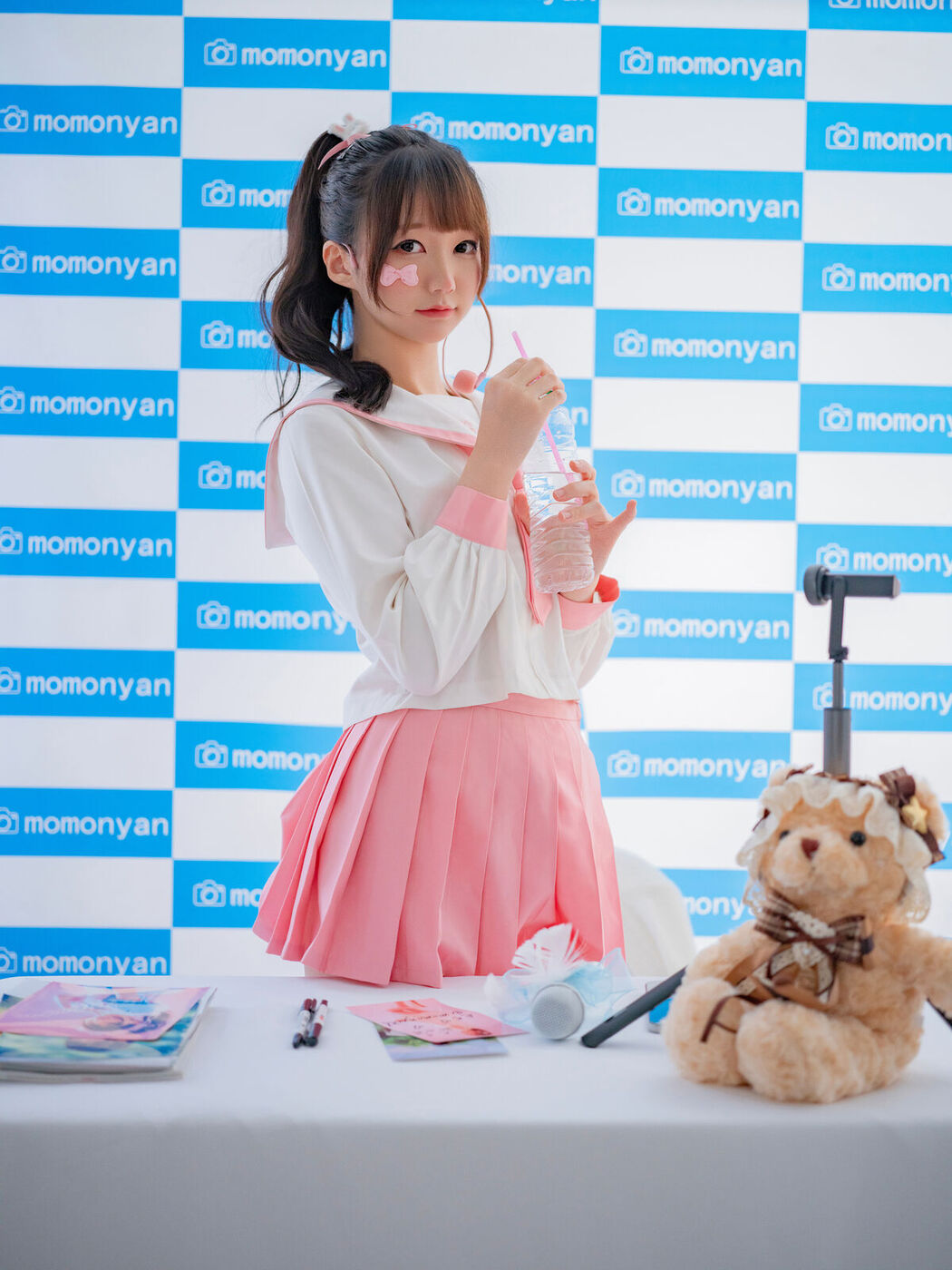 Coser@NAGISA魔物喵 &#8211; ビキニアイドルのサイン会 Part01 (61P)