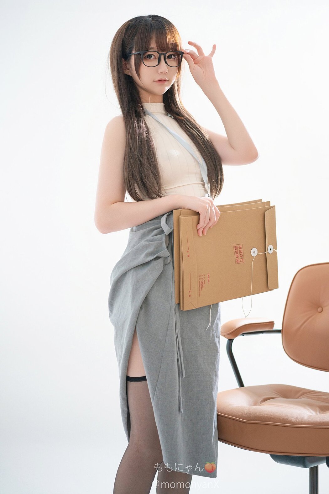 Coser@NAGISA魔物喵 – 2025年05月打包合集 Part02 (70P) Cover Photo