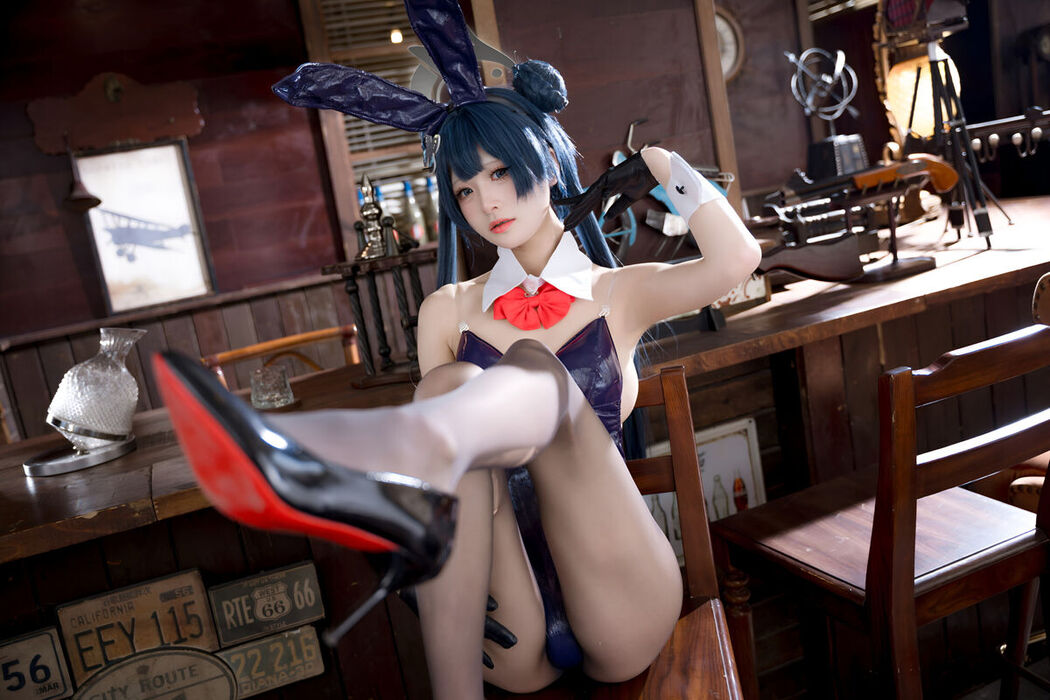 Coser@九柒喵 – 蔚蓝档案 龙华妃咲 兔女郎 (60P)