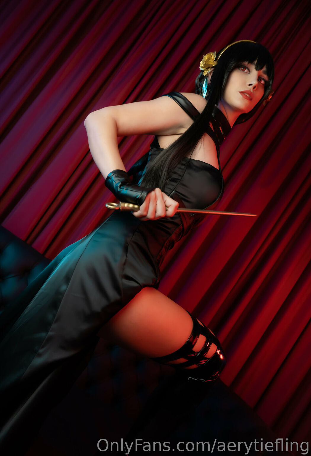 Coser@Aery Tiefling &#8211; Yor Forger (72P &#8211; 1V)