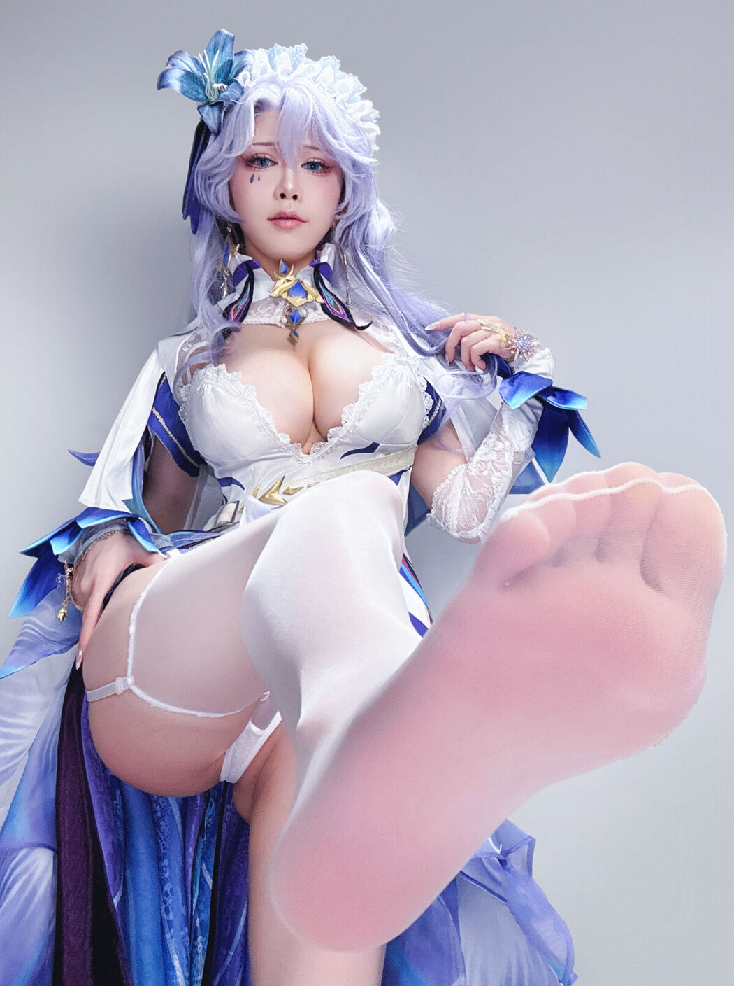 Coser@水淼aqua – 鸣潮 坎特蕾拉 自拍 (25P)