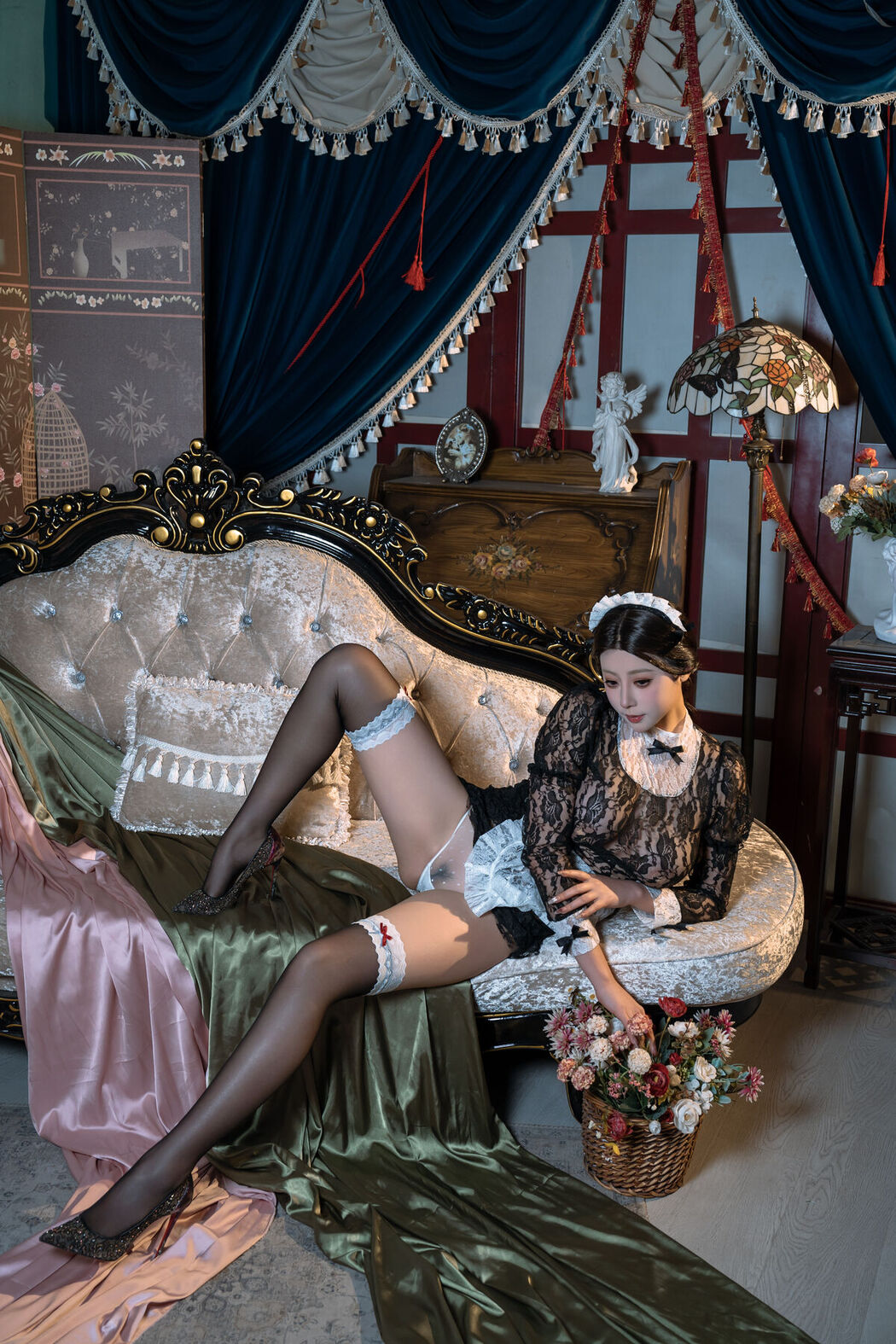 Coser@云溪溪 Yunx1x1 And 奶桃桃 &#8211; 顺从 Part01 (51P &#8211; 1V)