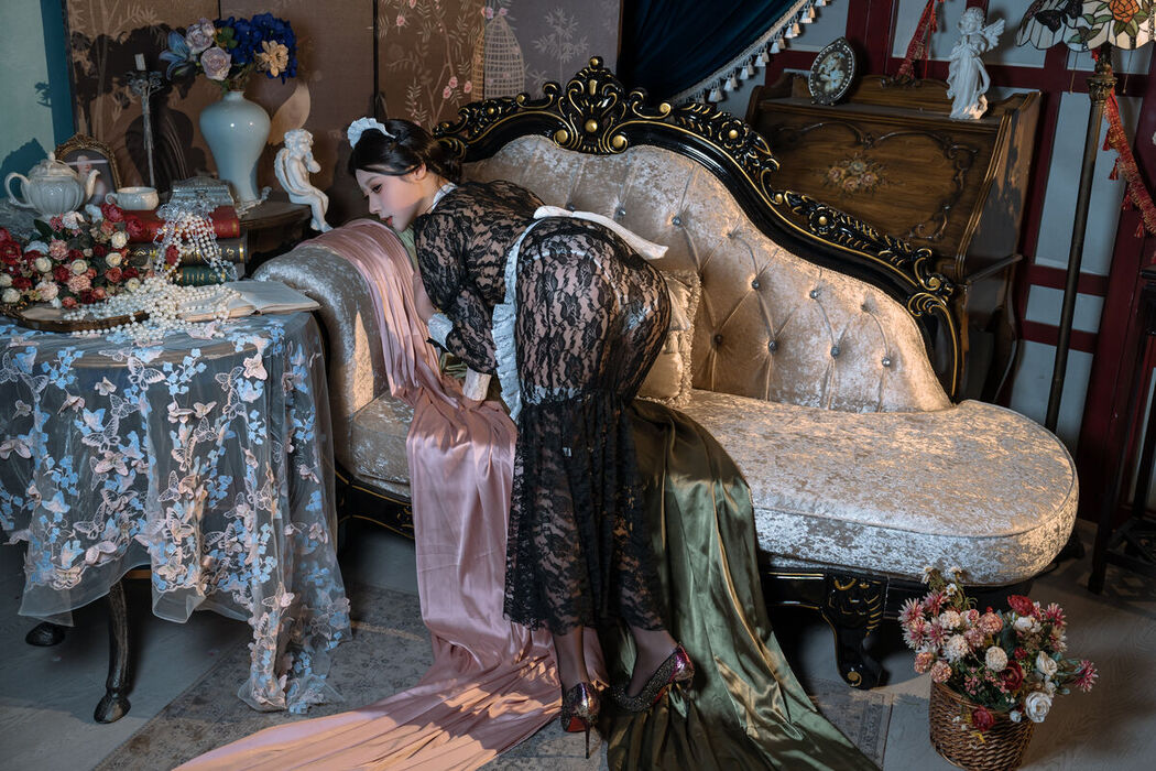 Coser@云溪溪 Yunx1x1 And 奶桃桃 &#8211; 顺从 Part01 (51P &#8211; 1V)