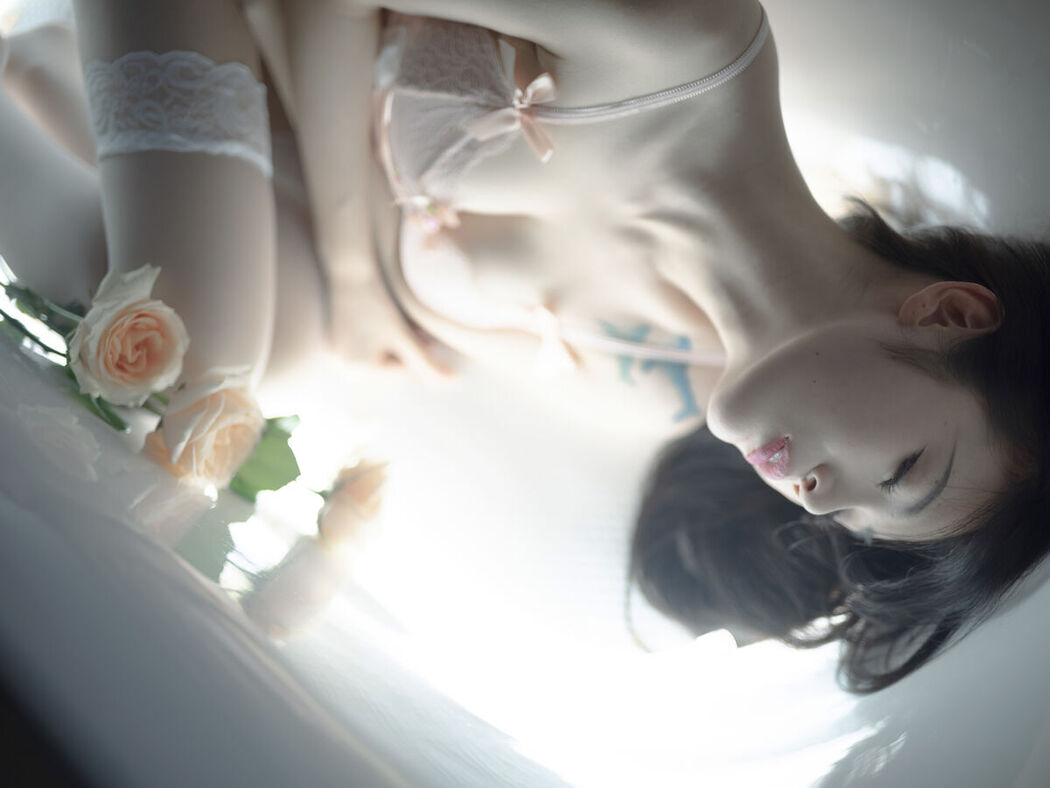 Coser@一米八的大梨子 – 思念如苦海 (41P)