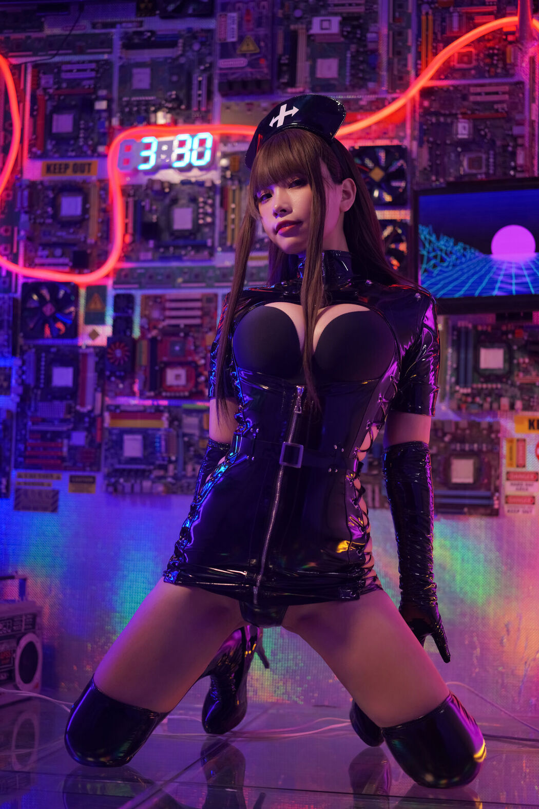 Coser@Neko薇薇 – 暗黑护士 (54P)