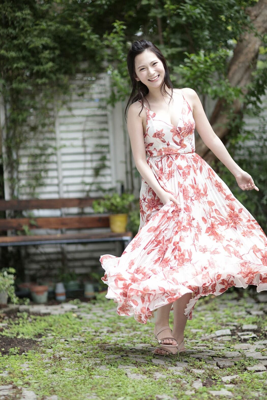 JP Miho Machiyama 街山みほ &#8211; FRIDAYデジタル写真集 現役慶應大学生美女×篠山紀信 撮 深窓 (51P)