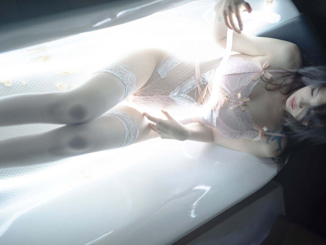 Coser@一米八的大梨子 – 思念如苦海 (41P)