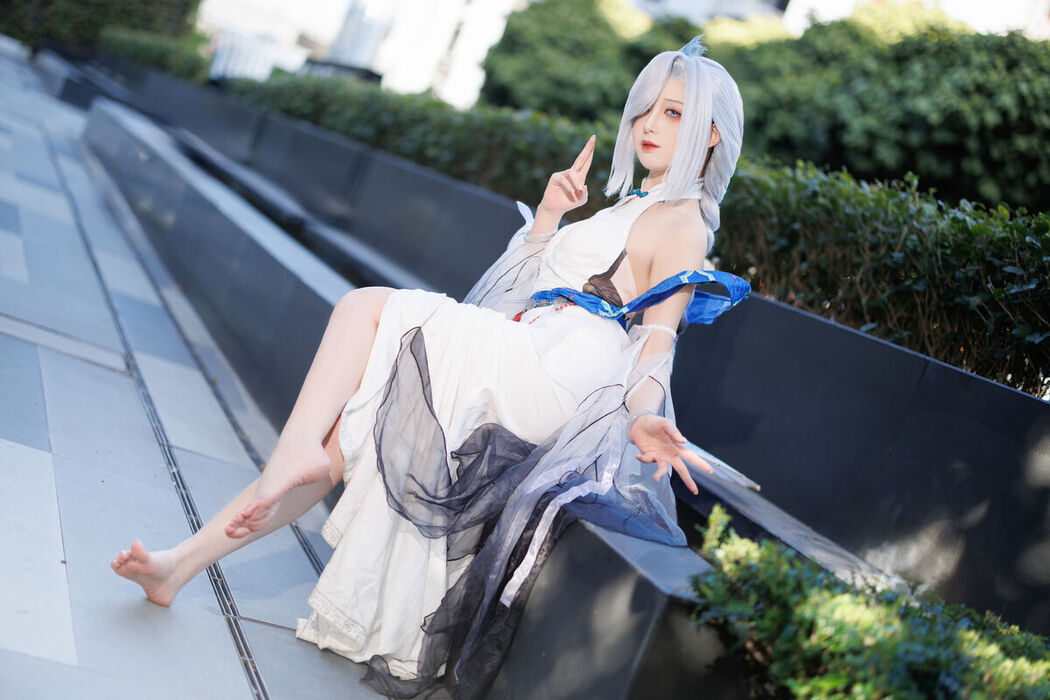 Coser@封疆疆v – 申鹤场照 (13P)