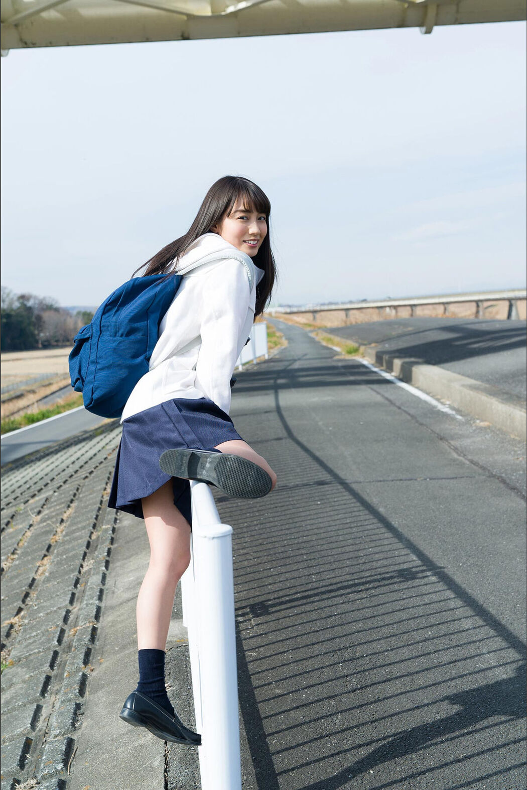 JP Hikari Kuroki 黒木ひかり – 神的美少女 スピサン グラビアフォトブック (42P)