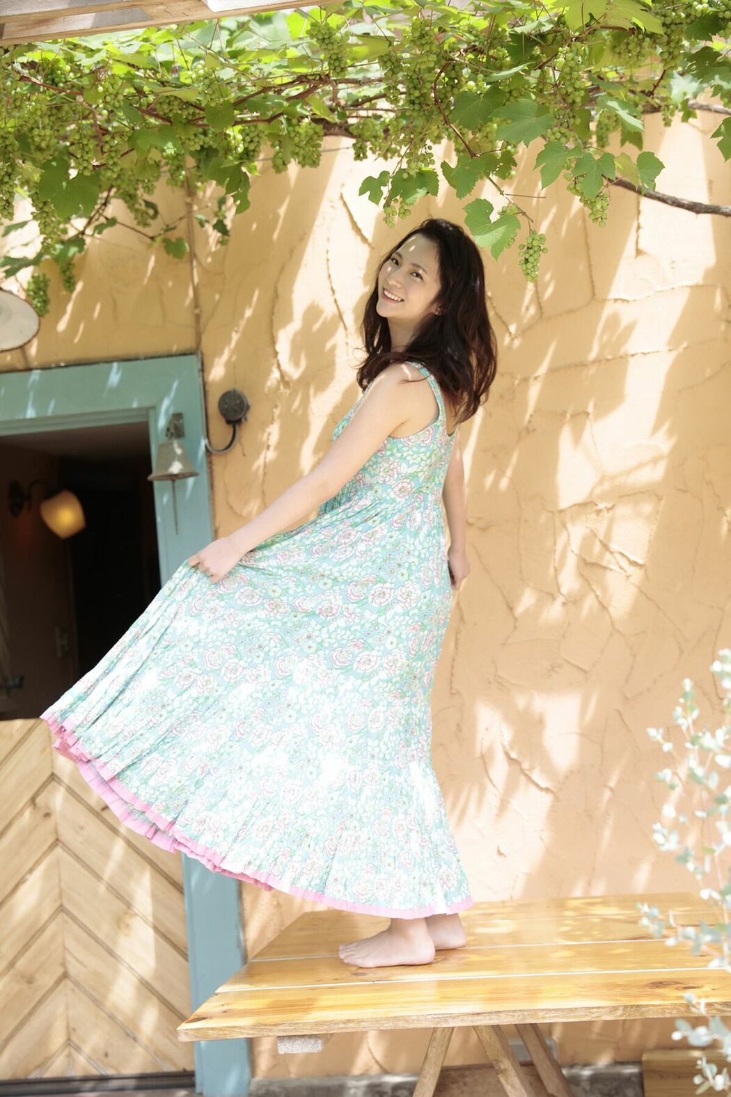 JP Miho Machiyama 街山みほ &#8211; FRIDAYデジタル写真集 現役慶應大学生美女×篠山紀信 撮 深窓 (51P)