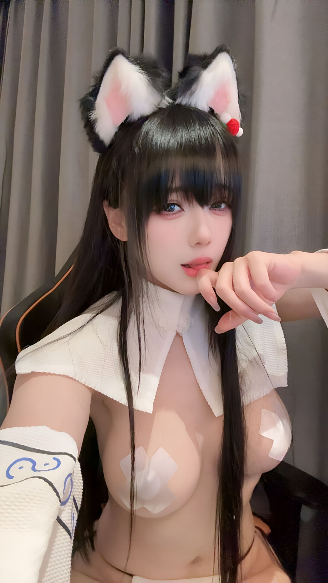 Coser@九言 – 2025年06月 抖音会员专属 (44P – 7V)