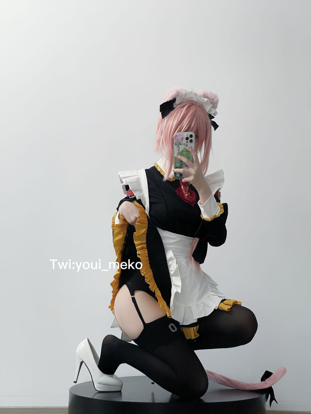 Coser@幼愛Youmeko &#8211; 阿斯托尔福女仆 (57P)