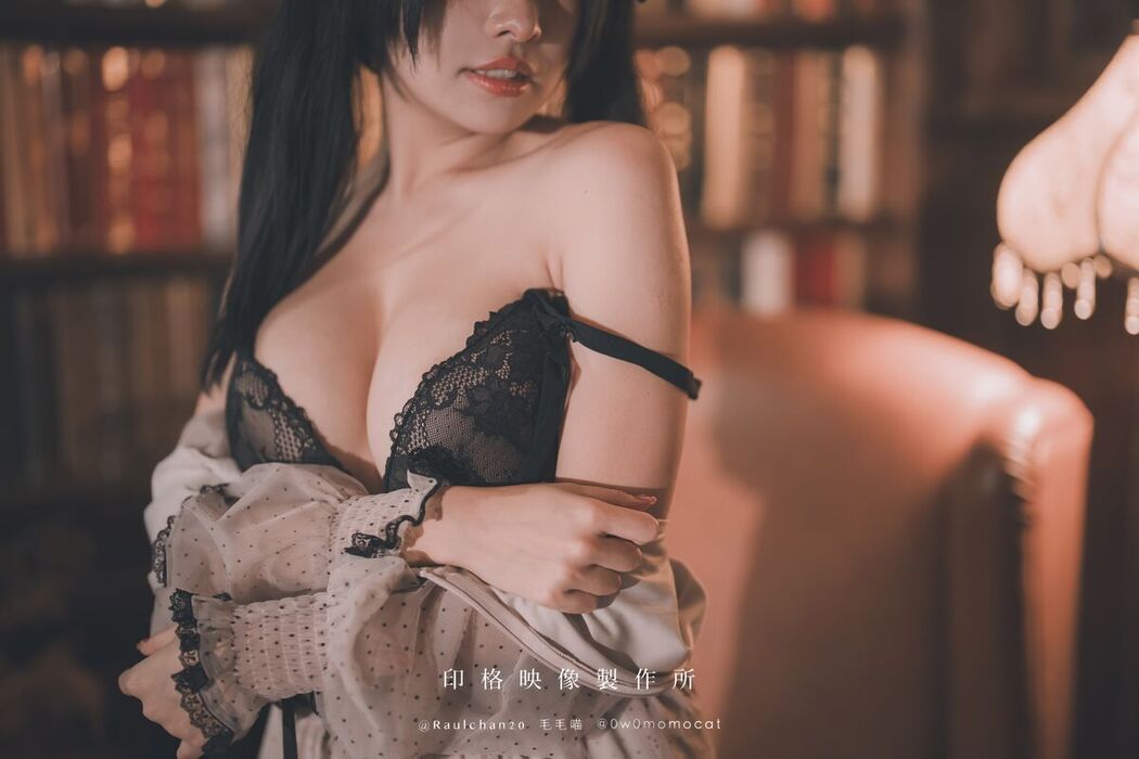 Coser@慕慕Momo &#8211; 你的玩偶女孩 (47P &#8211; 1V)