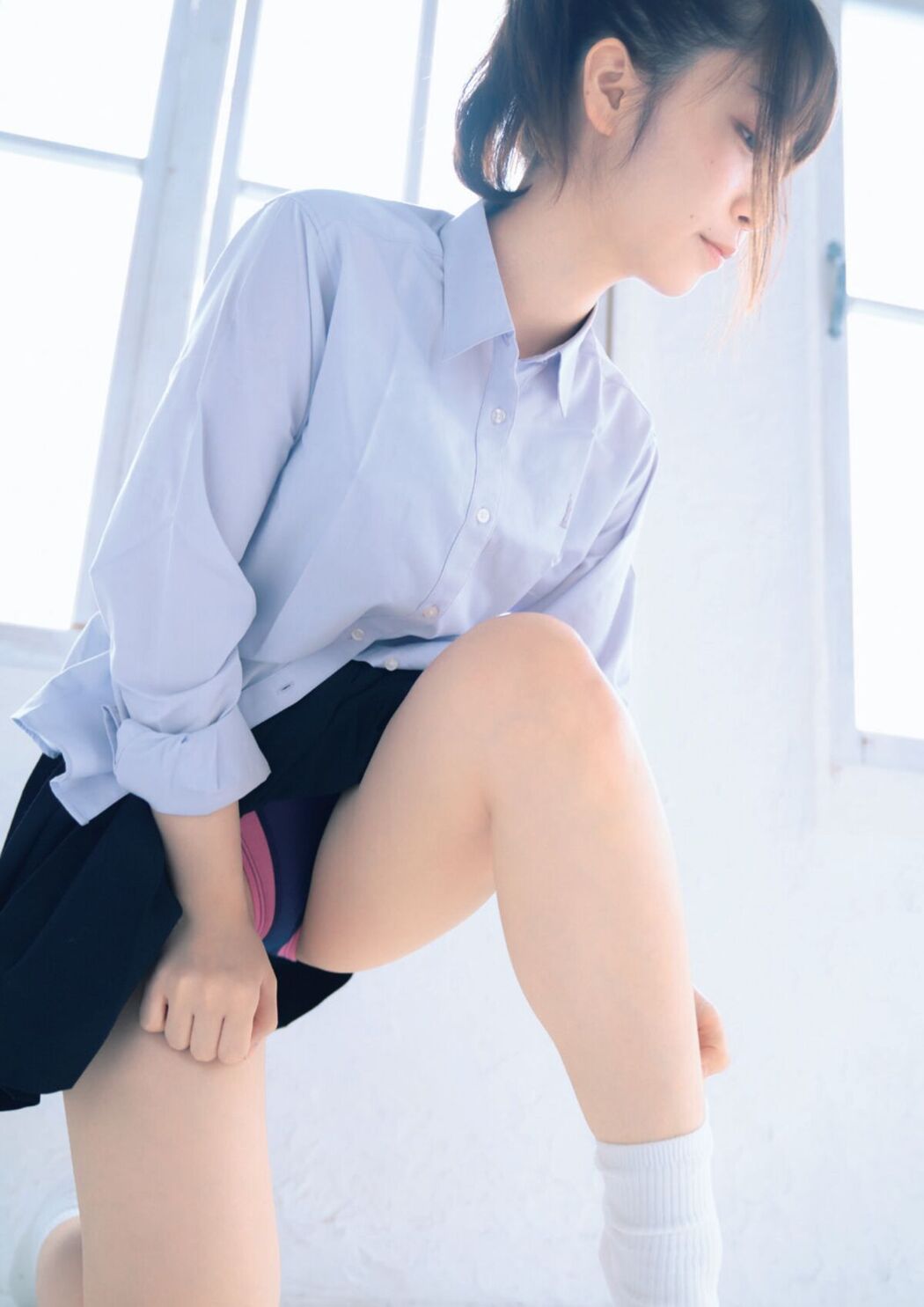 JP Moe Iori 伊織萌 &#8211; 競泳水着 (72P)