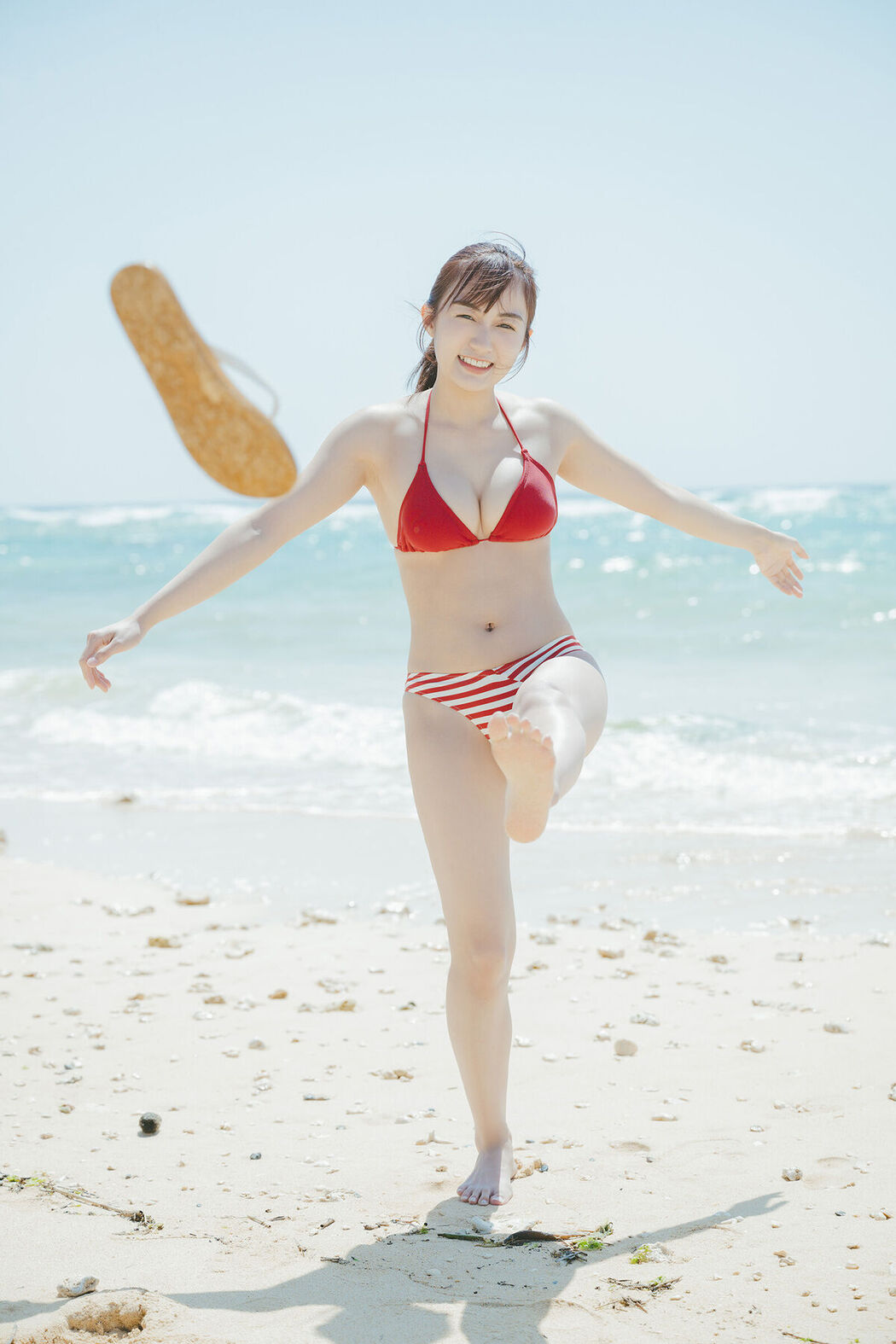 JP Hikari Kuroki 黒木ひかり – 漫画アクションデジタル写真集 たまには海辺で (45P)