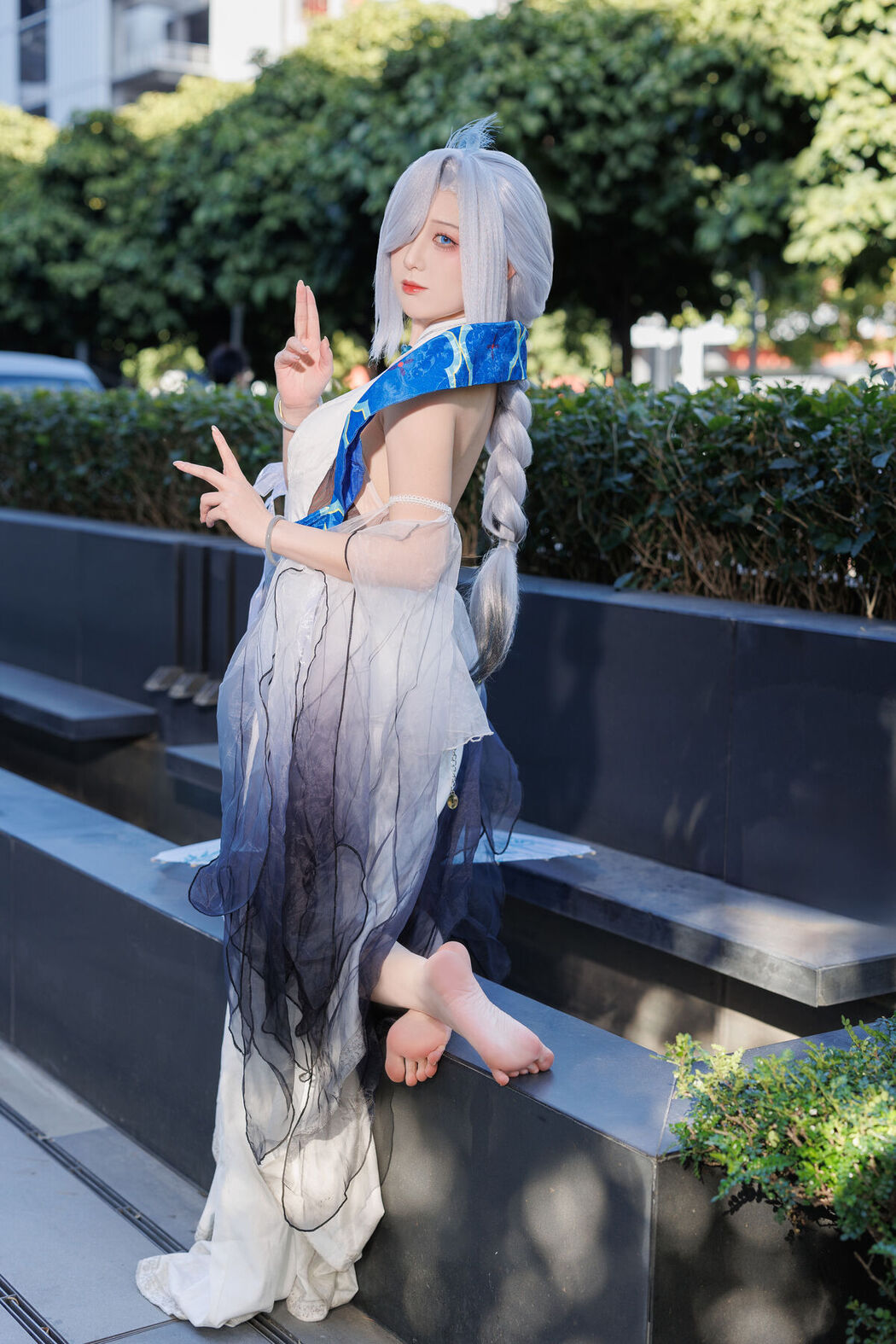 Coser@封疆疆v – 申鹤场照 (13P)