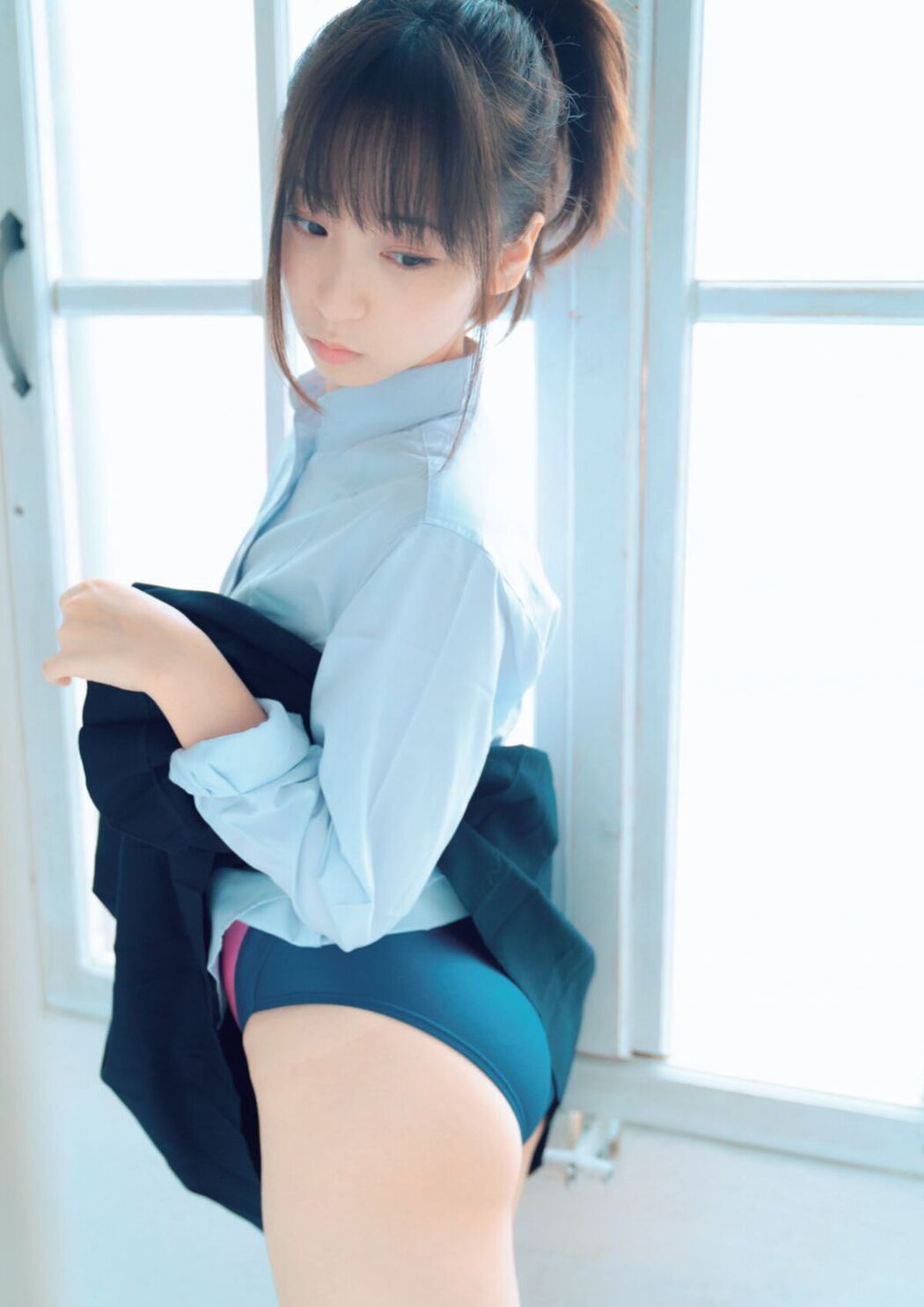 JP Moe Iori 伊織萌 &#8211; 競泳水着 (72P)