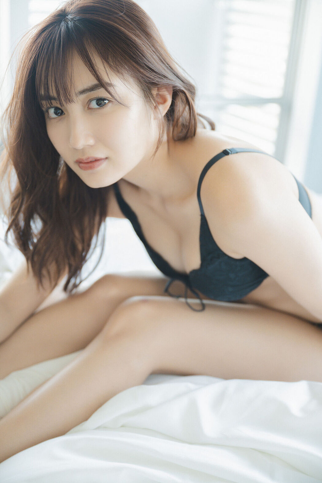 JP Hikari Kuroki 黒木ひかり – 漫画アクションデジタル写真集 たまには海辺で (45P)