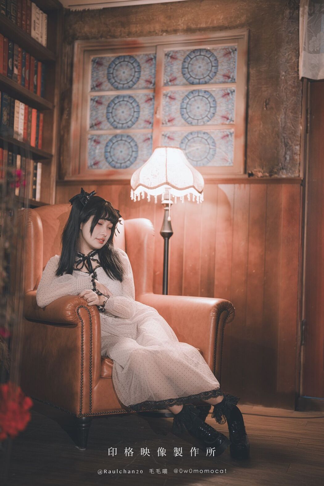 Coser@慕慕Momo &#8211; 你的玩偶女孩 (47P &#8211; 1V)