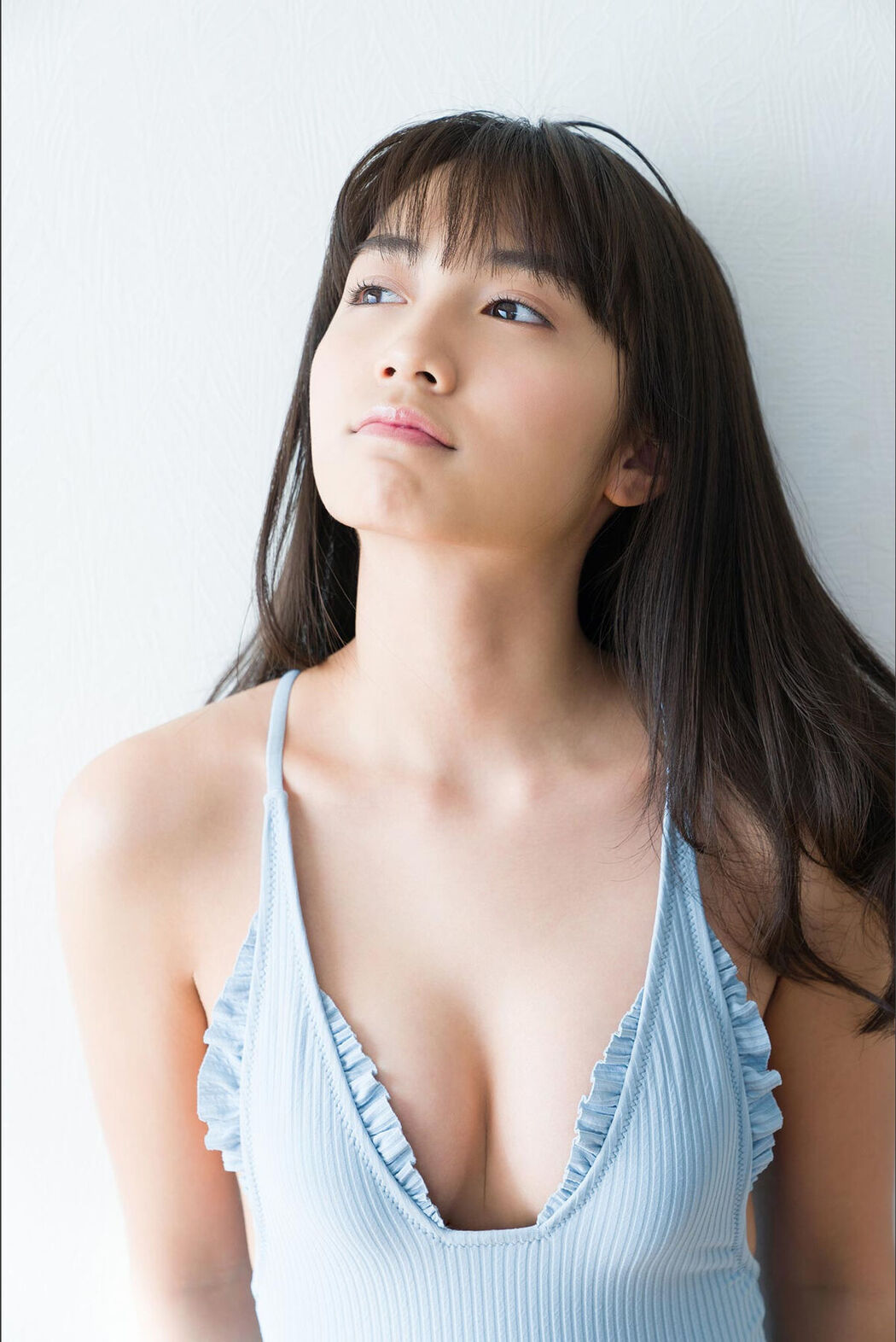 JP Hikari Kuroki 黒木ひかり – 神的美少女 スピサン グラビアフォトブック (42P)