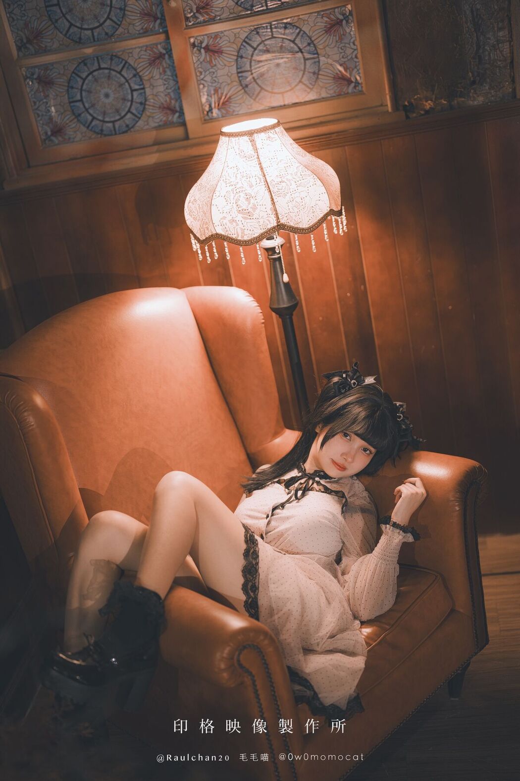 Coser@慕慕Momo &#8211; 你的玩偶女孩 (47P &#8211; 1V)