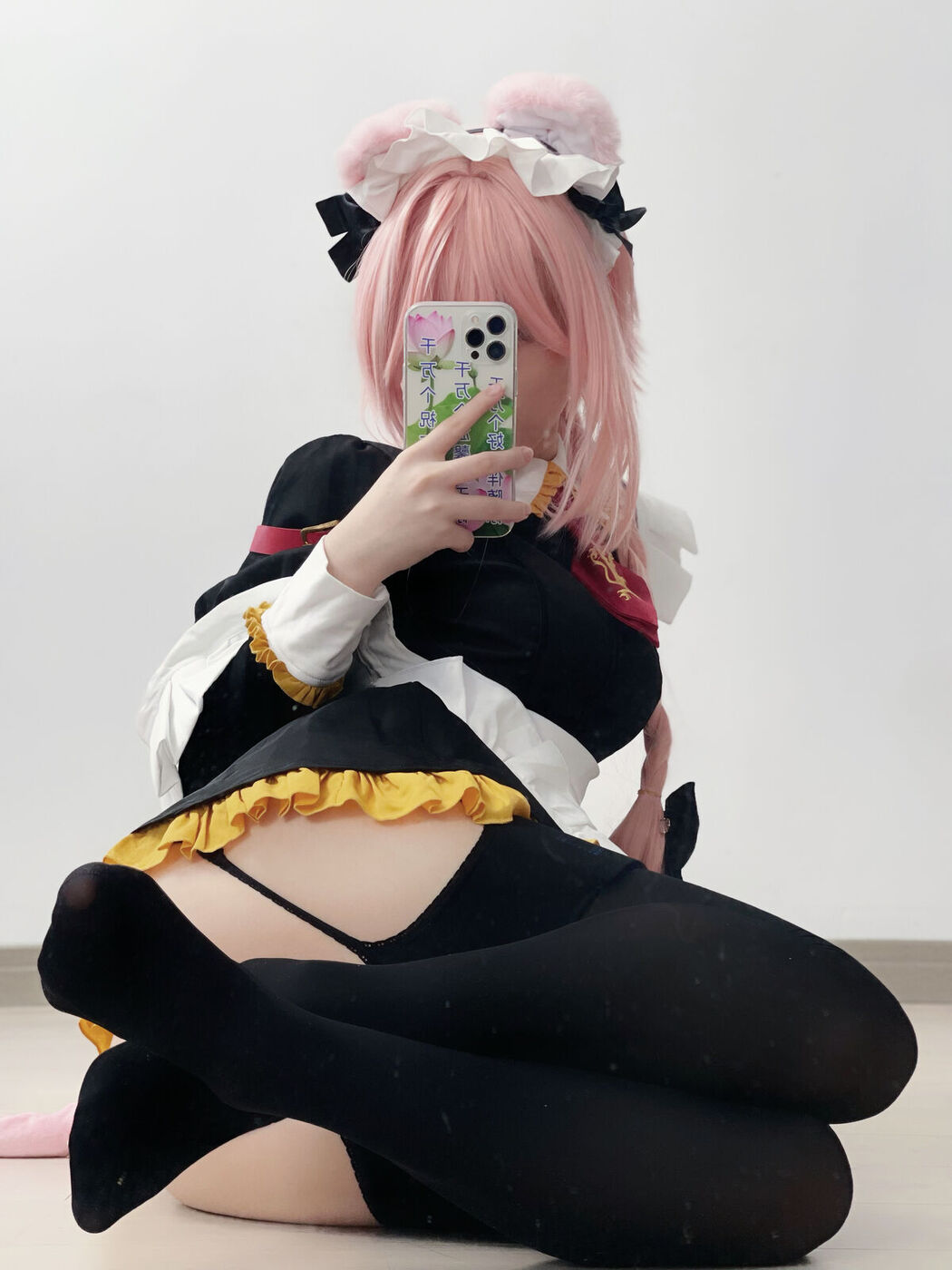 Coser@幼愛Youmeko – 阿斯托尔福女仆 (57P)