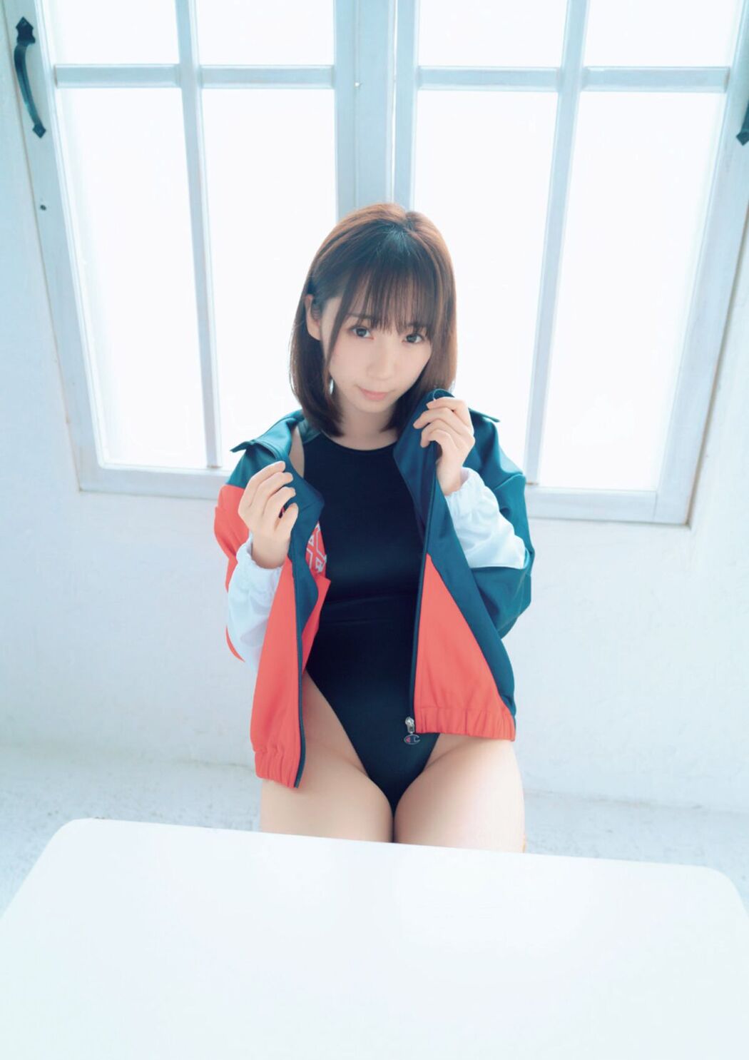 JP Moe Iori 伊織萌 &#8211; 競泳水着 (72P)