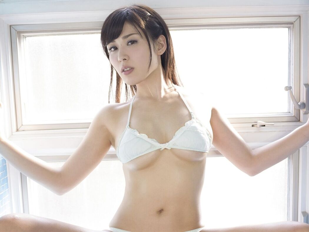 JP Kaneko Satomi 金子智美 – Evolved Gravuer 写真集 濡れた美ボディ ラビリンス (87P)