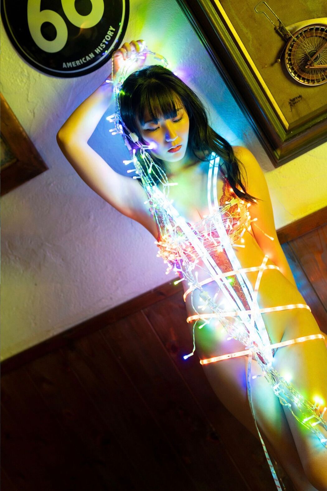 JP Moka Hayashida 林田百加 – FLASHデジタル写真集 ハイレグ光っちゃった (88P)