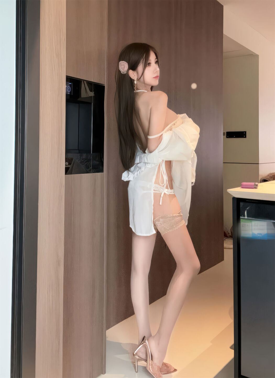 Coser@过期米线线喵 – 羞涩の妻 (39P)