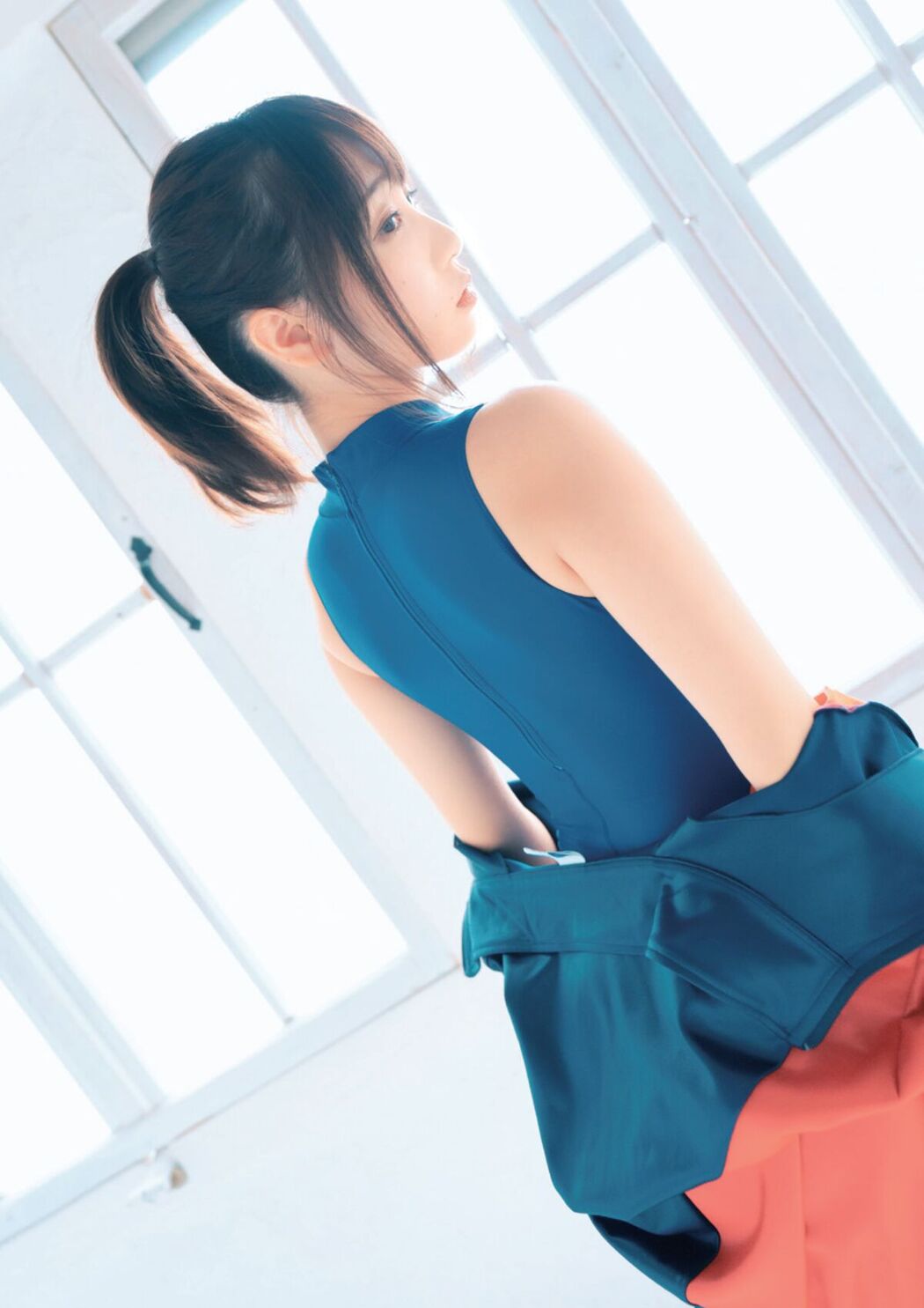 JP Moe Iori 伊織萌 &#8211; 競泳水着 (72P)