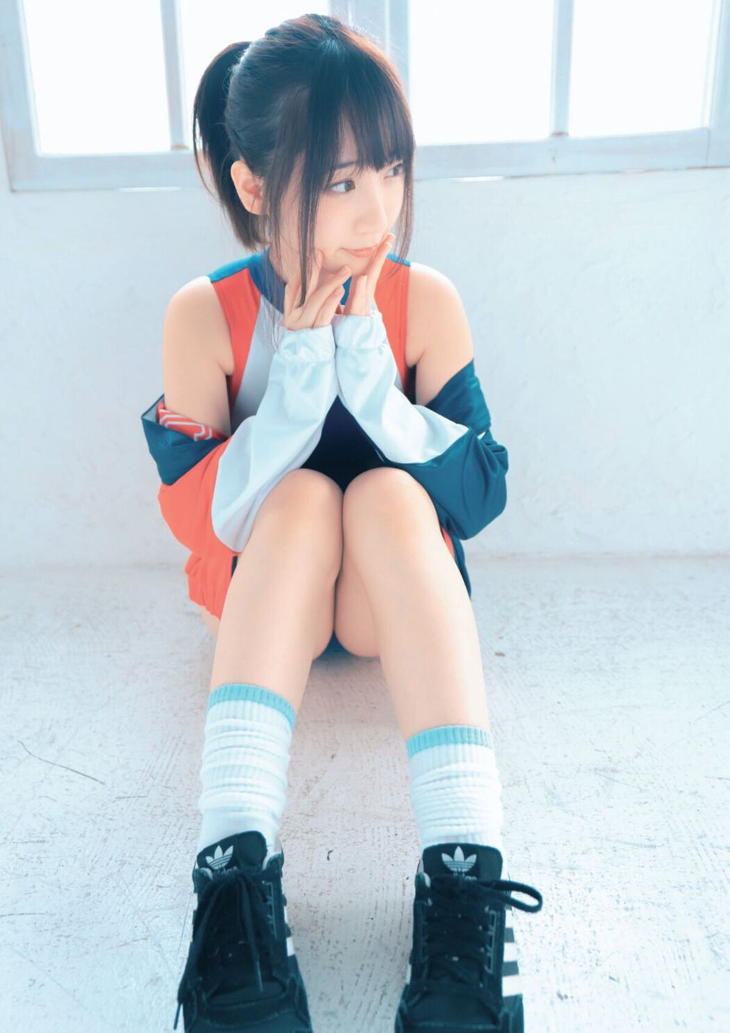 JP Moe Iori 伊織萌 &#8211; 競泳水着 (72P)