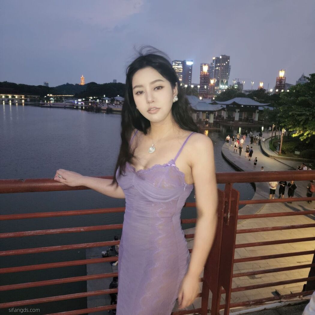 Sha Le Mei Xiao Cang Lao Shi 莎乐美小苍老师 &#8211; 网红外围 最新私密群门槛福利 Part03 (61P)