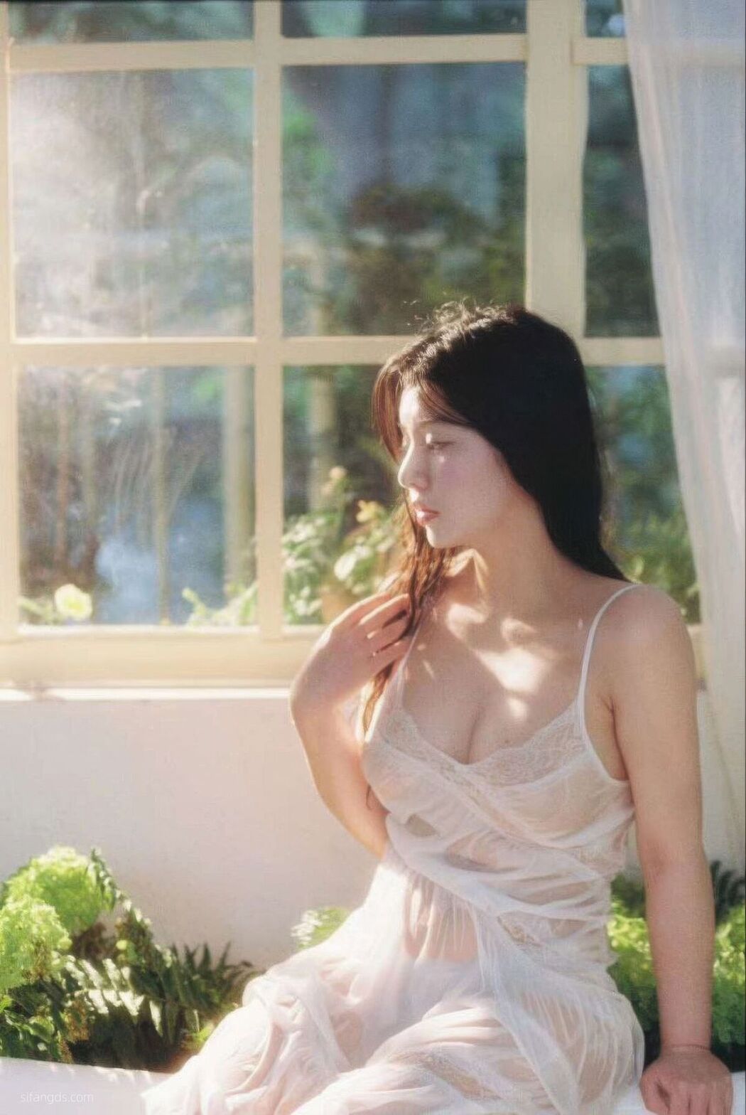 Sha Le Mei Xiao Cang Lao Shi 莎乐美小苍老师 &#8211; 网红外围 最新私密群门槛福利 Part02 (61P)