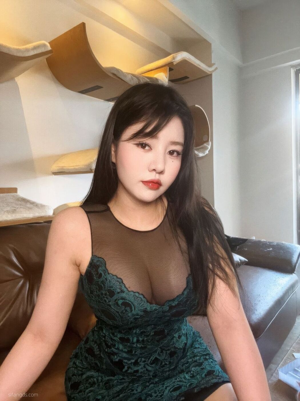 Sha Le Mei Xiao Cang Lao Shi 莎乐美小苍老师 &#8211; 网红外围 最新私密群门槛福利 Part01 (61P &#8211; 28V)