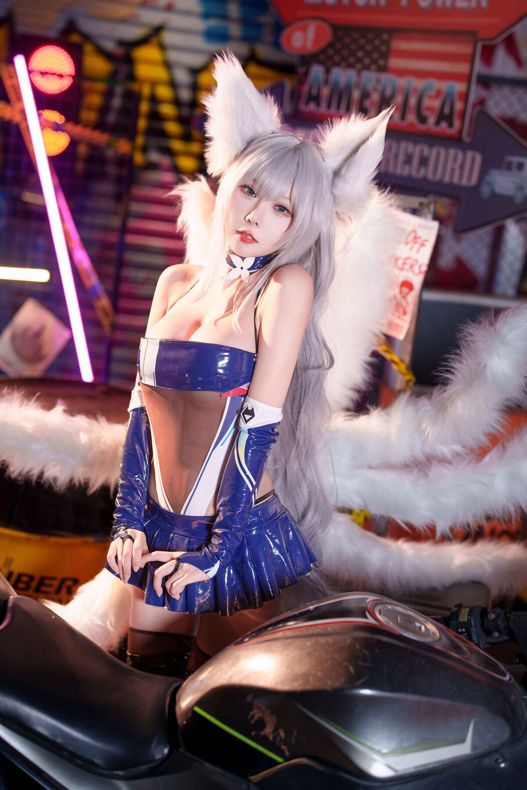 Coser@香草喵露露 – 信浓赛车 (13P – 1V)