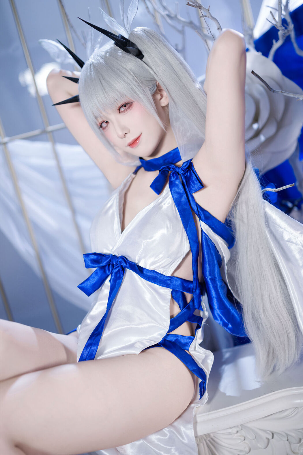 Coser@封疆疆v – 可畏礼服 (33P)