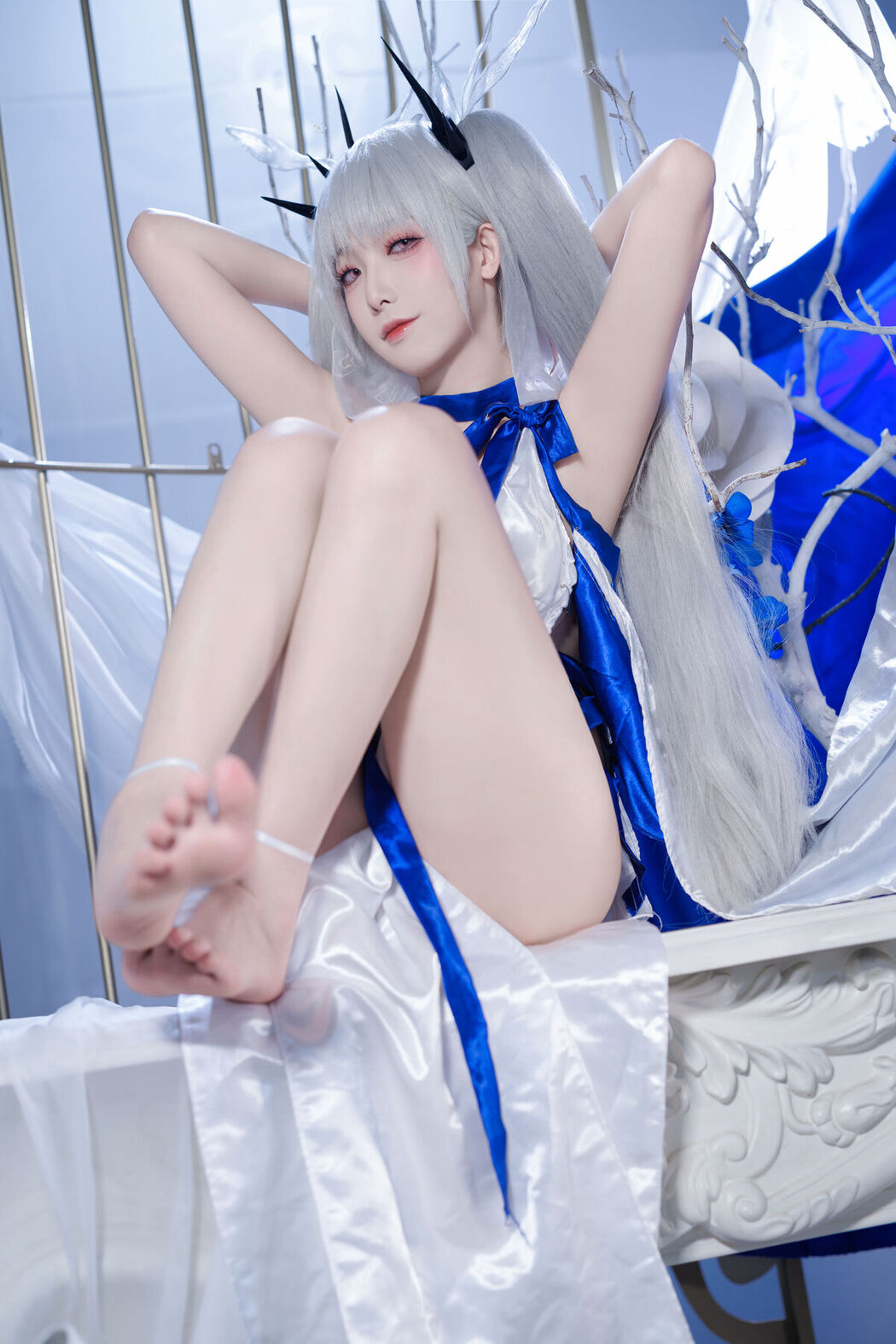 Coser@封疆疆v – 可畏礼服 (33P)