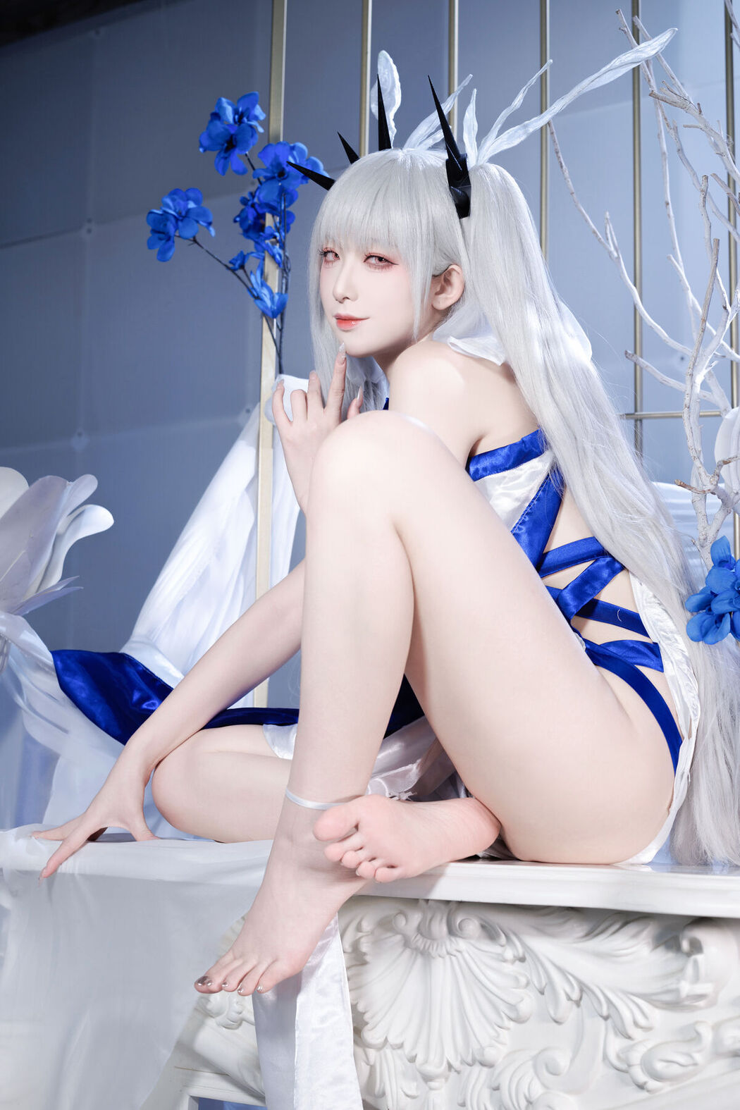 Coser@封疆疆v – 可畏礼服 (33P)