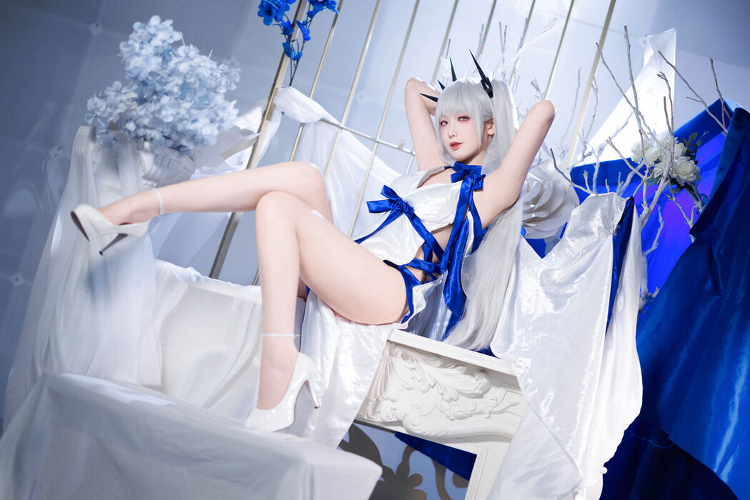 Coser@封疆疆v – 可畏礼服 (33P)