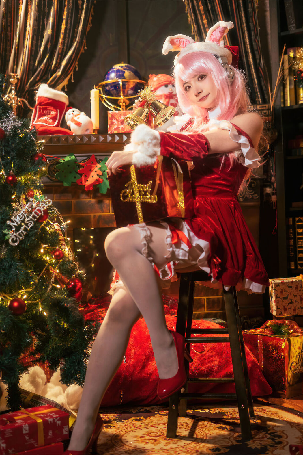 Coser@是三不是世w – 索尼子 圣诞 (44P)