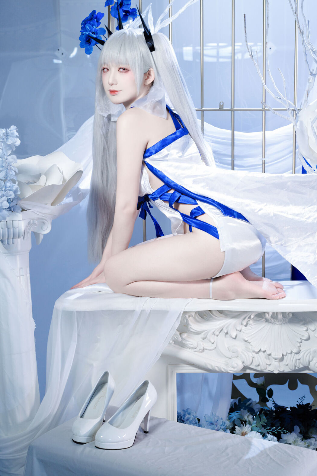 Coser@封疆疆v – 可畏礼服 (33P)
