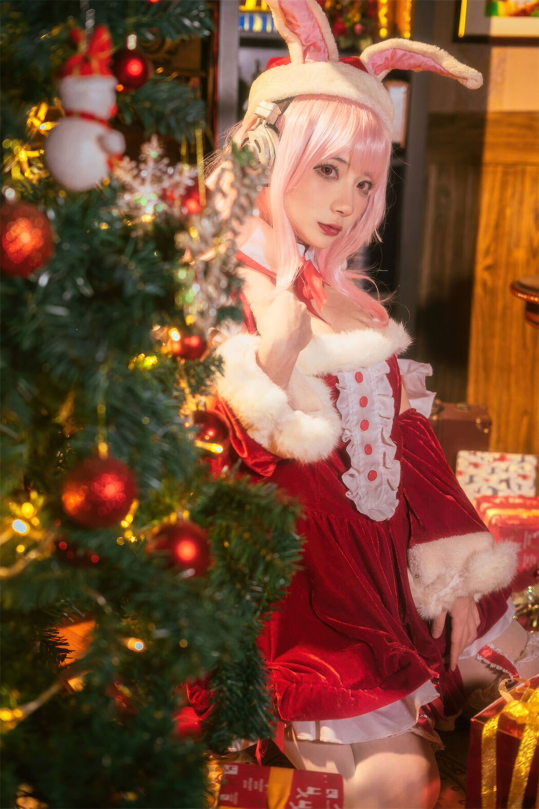 Coser@是三不是世w – 索尼子 圣诞 (44P)