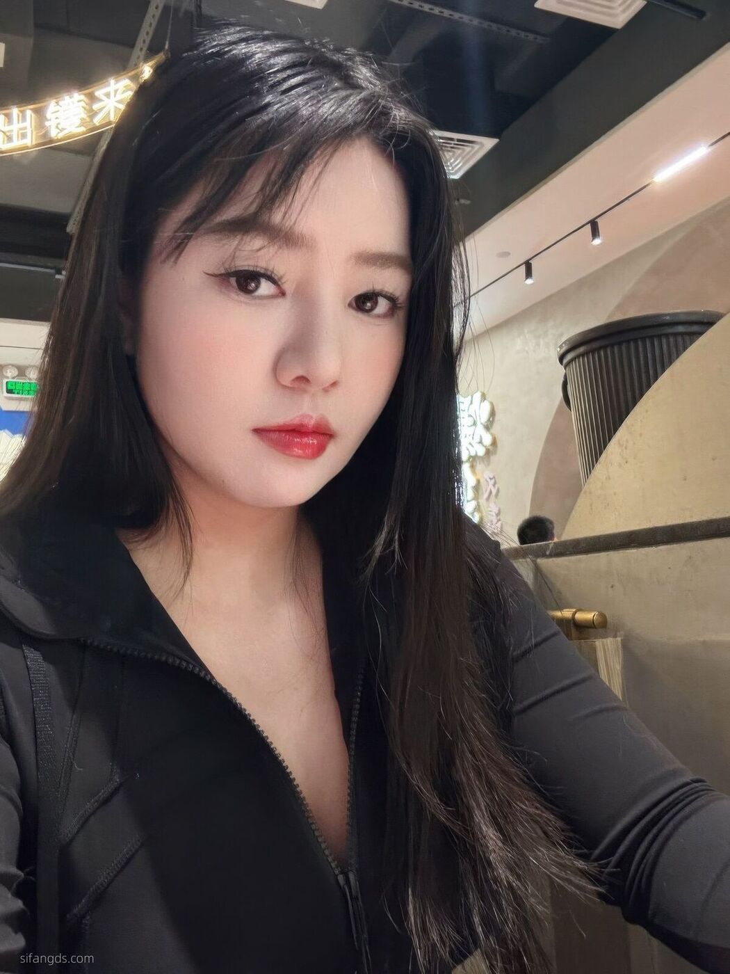 Sha Le Mei Xiao Cang Lao Shi 莎乐美小苍老师 – 网红外围 最新私密群门槛福利 Part05 (61P)