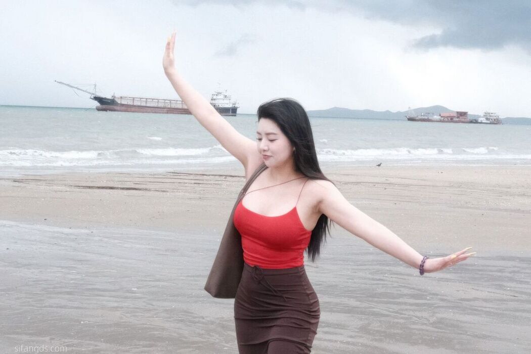 Sha Le Mei Xiao Cang Lao Shi 莎乐美小苍老师 – 网红外围 最新私密群门槛福利 Part04 (61P)