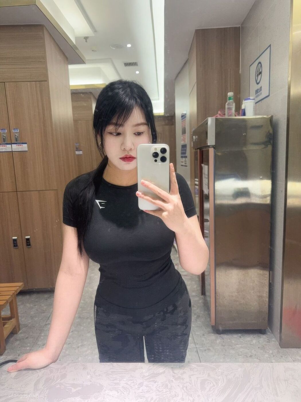 Sha Le Mei Xiao Cang Lao Shi 莎乐美小苍老师 – 网红外围 最新私密群门槛福利 Part05 (61P)