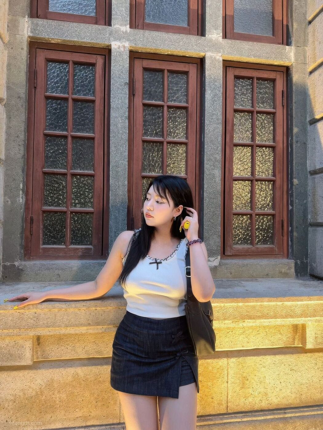 Sha Le Mei Xiao Cang Lao Shi 莎乐美小苍老师 – 网红外围 最新私密群门槛福利 Part05 (61P)