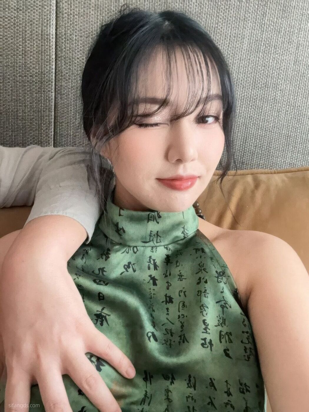 Sha Le Mei Xiao Cang Lao Shi 莎乐美小苍老师 – 网红外围 最新私密群门槛福利 Part05 (61P)