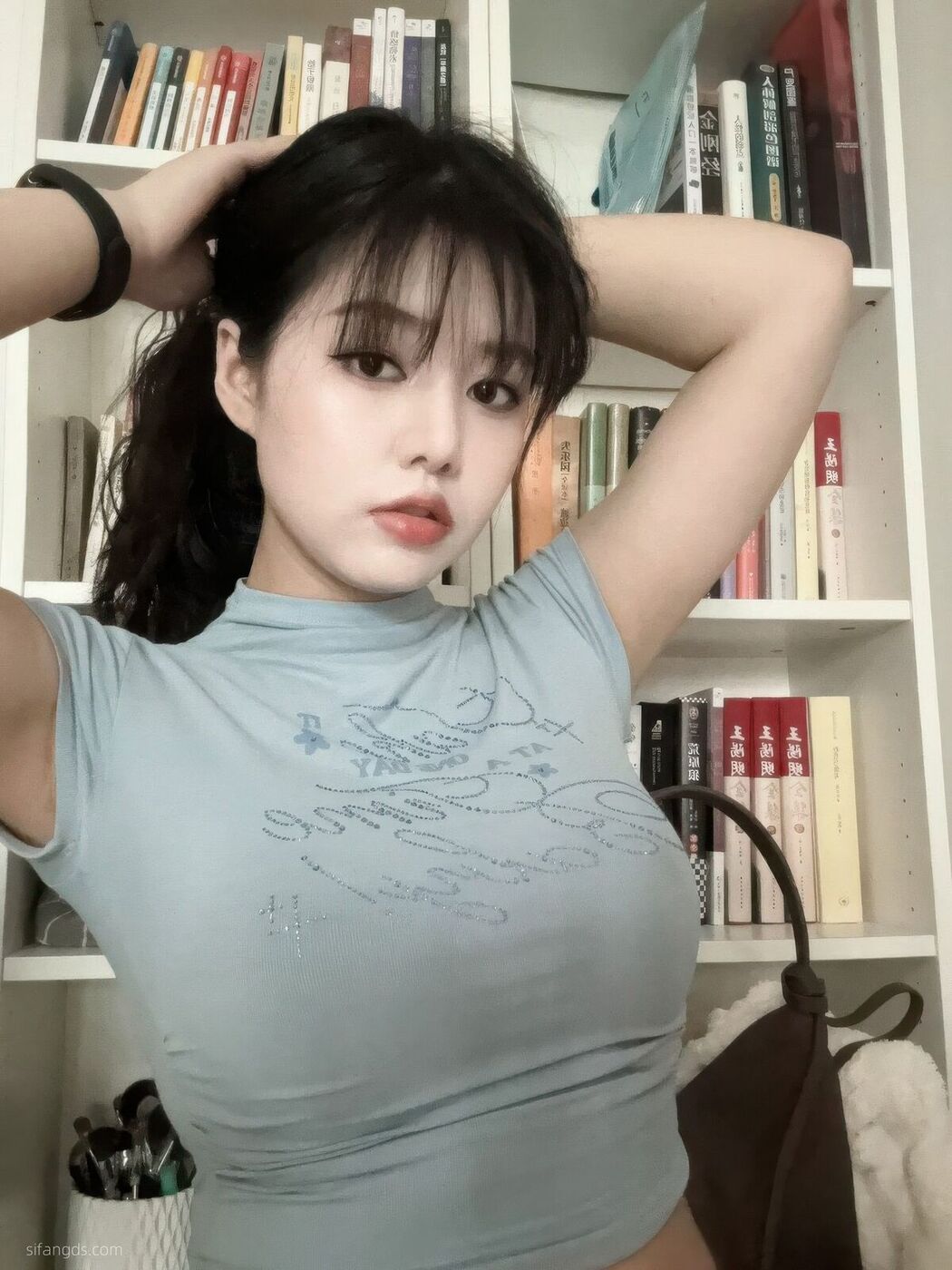 Sha Le Mei Xiao Cang Lao Shi 莎乐美小苍老师 – 网红外围 最新私密群门槛福利 Part05 (61P)