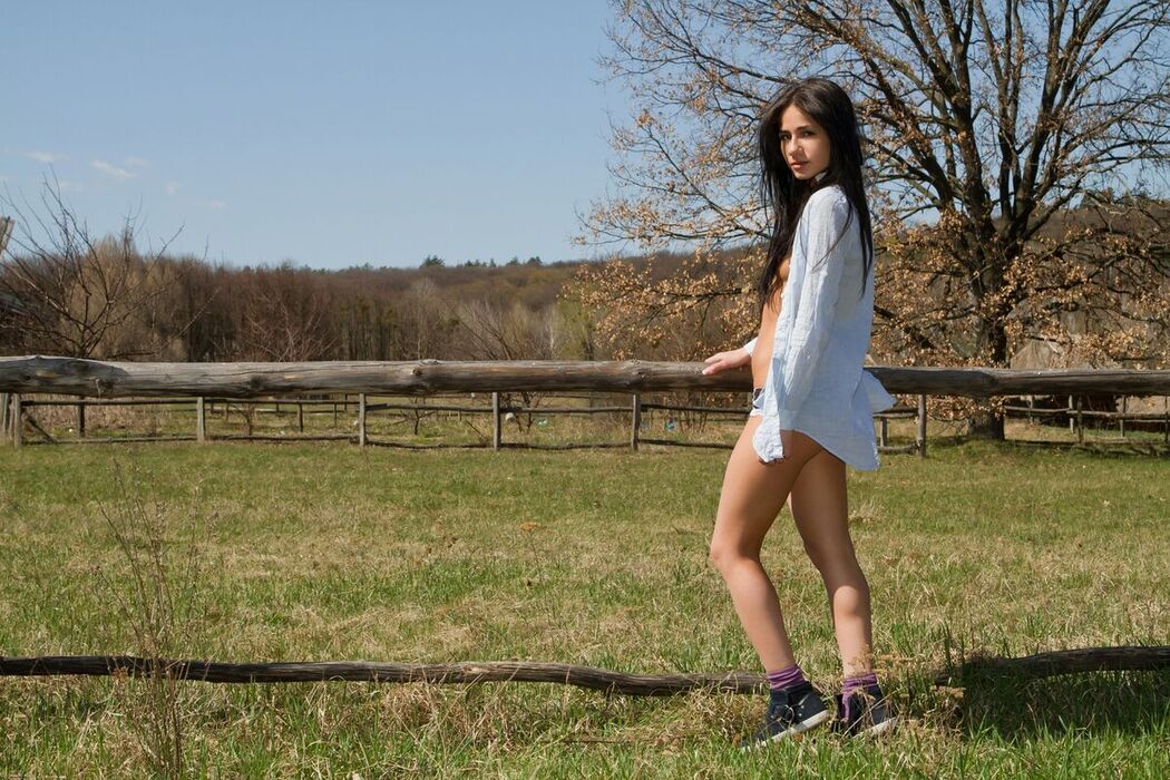 MetArt Malina A – Borderline Part01 (66P)